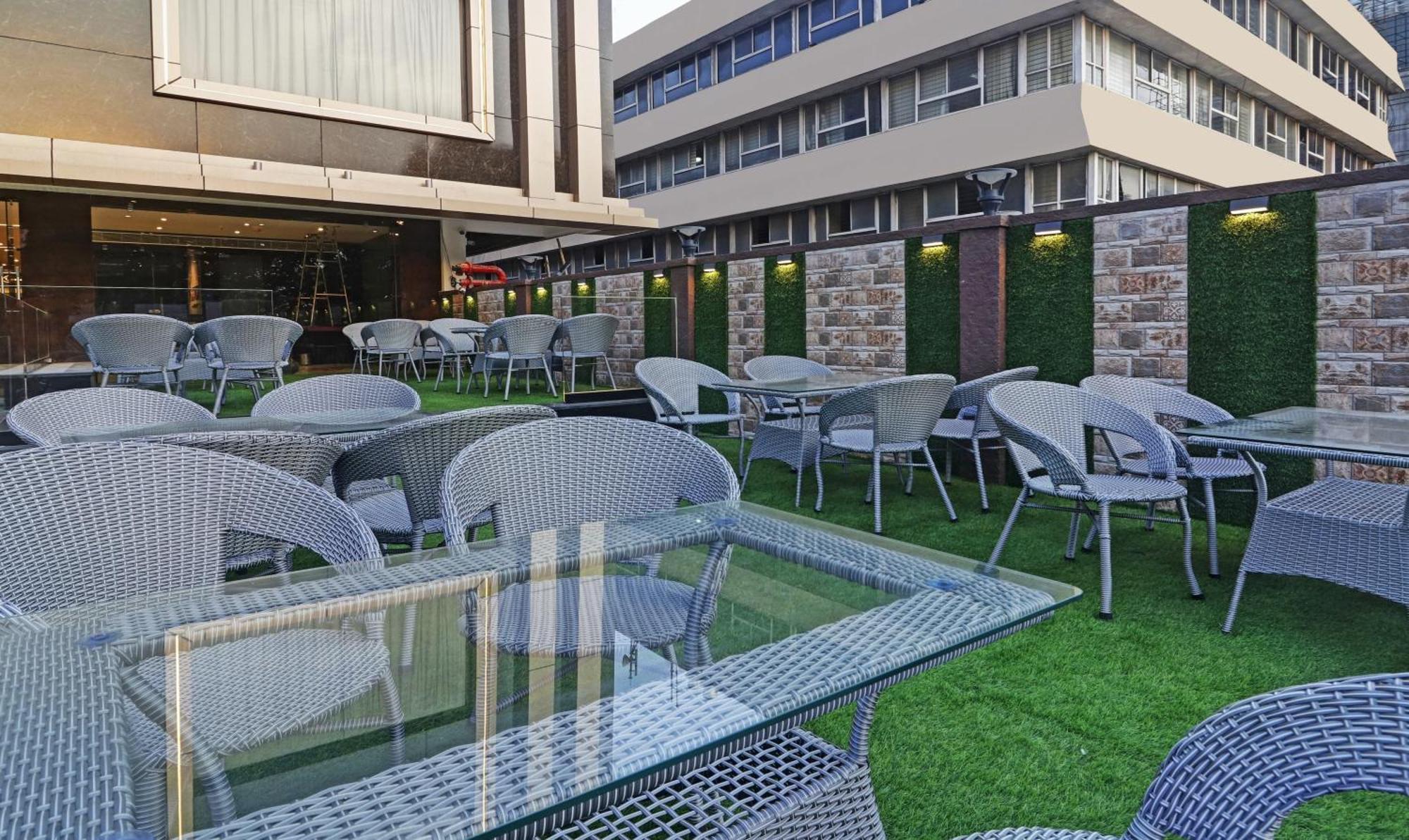 特雷布特莱斯特七湖景观酒店 海得拉巴 外观 照片